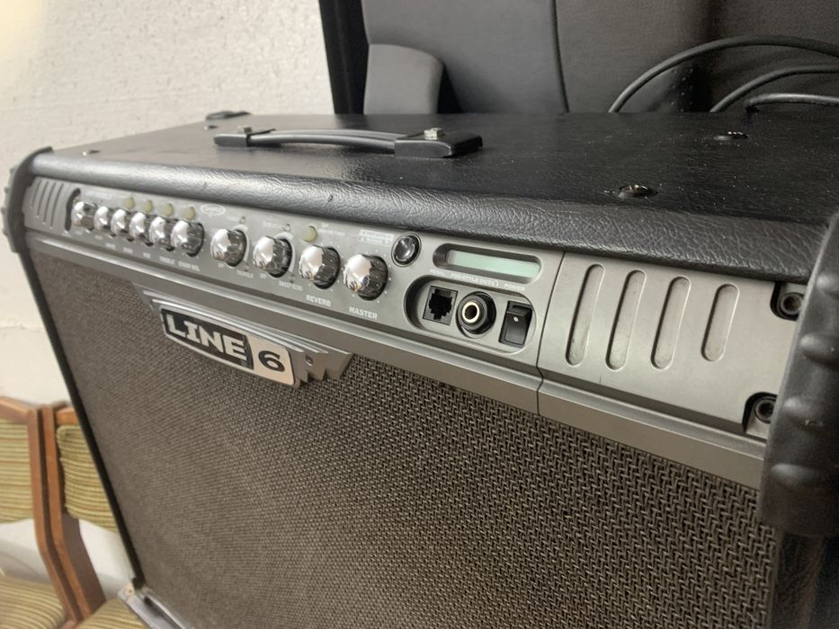 Продам комбік 150 ват line 6.Spider III+ футсвіч