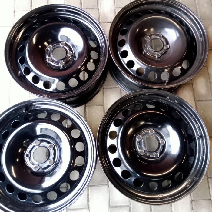 Felgi stalowe 17 z czujnikiem ciśnienia Ford Kuga Mk2