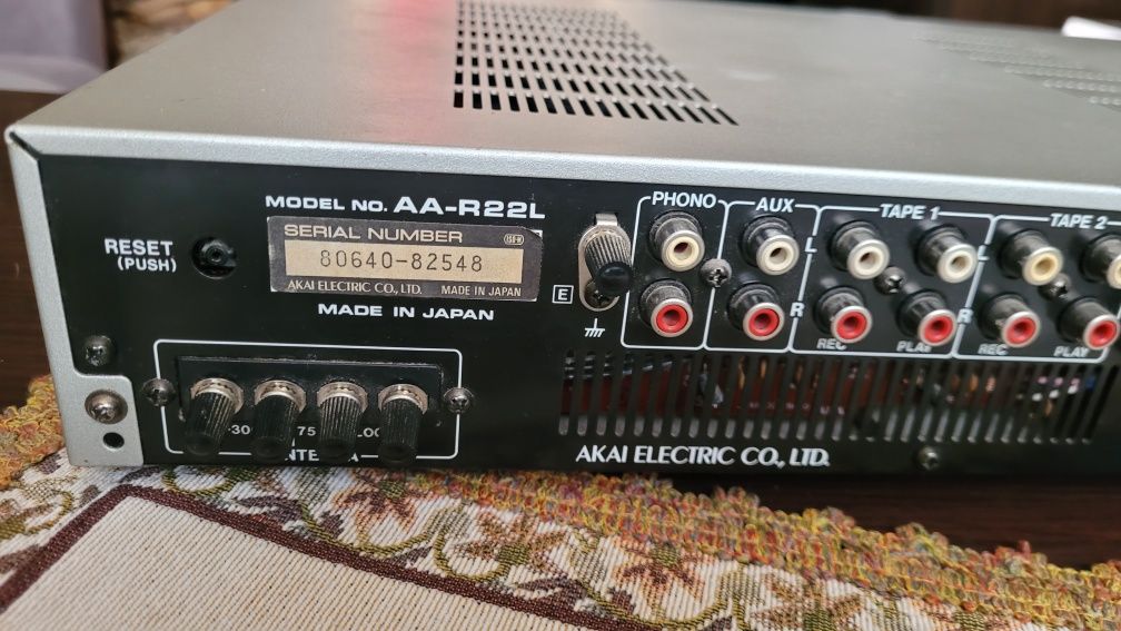 Amplituner akai AA R22L