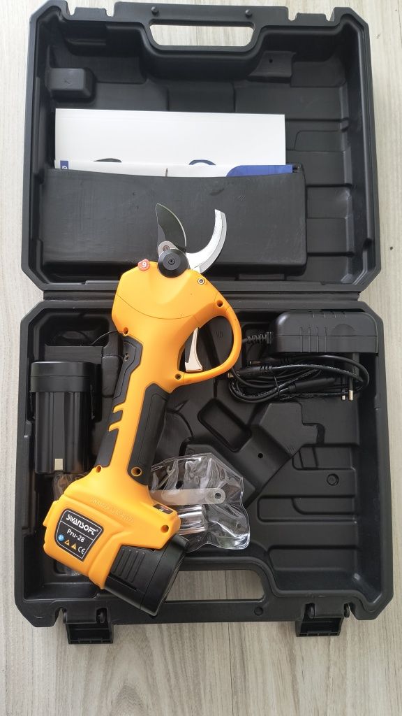 Swansoft pru 28  nowy sekator elektryczny