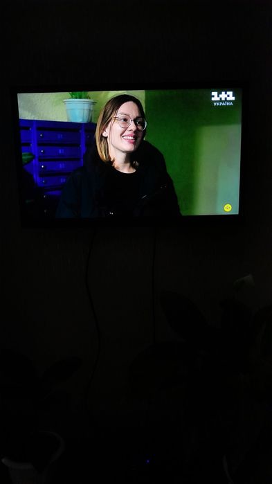 Телевізор Telefunken 32 з приставкою