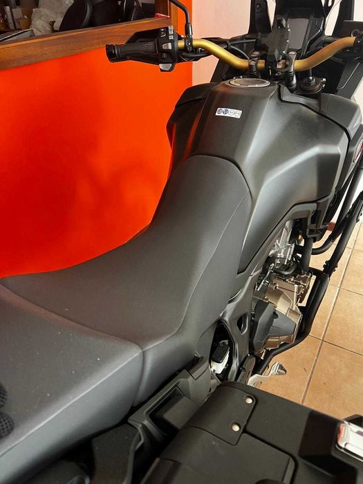Honda África Twin 1000cl, 2800 kms, Caixa Automática