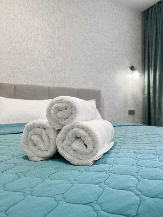 Апартаменти Люкс 2-кімнатні у Центрі - Мережа HELEN