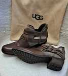 Ботільйони ugg шкіра , устілка 26