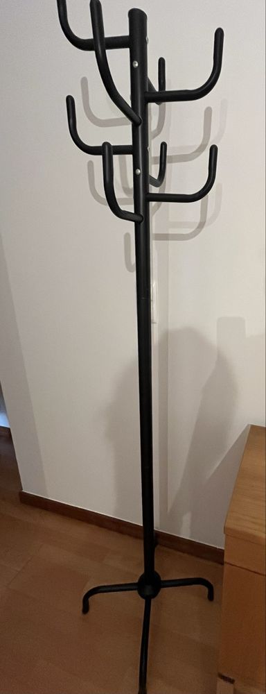Cabide/Bengaleiro preto