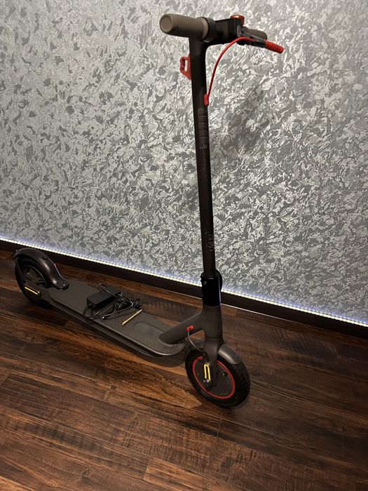Самокат електро Xiaomi mi pro