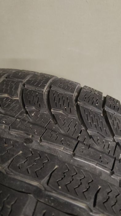 Opony Zimowe Nokian WR A4  235/55/17  zima