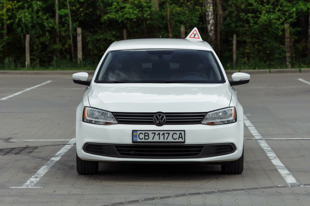 Інструктор з водіння. Автомат. Уроки водіння на автоматі. Чернігів