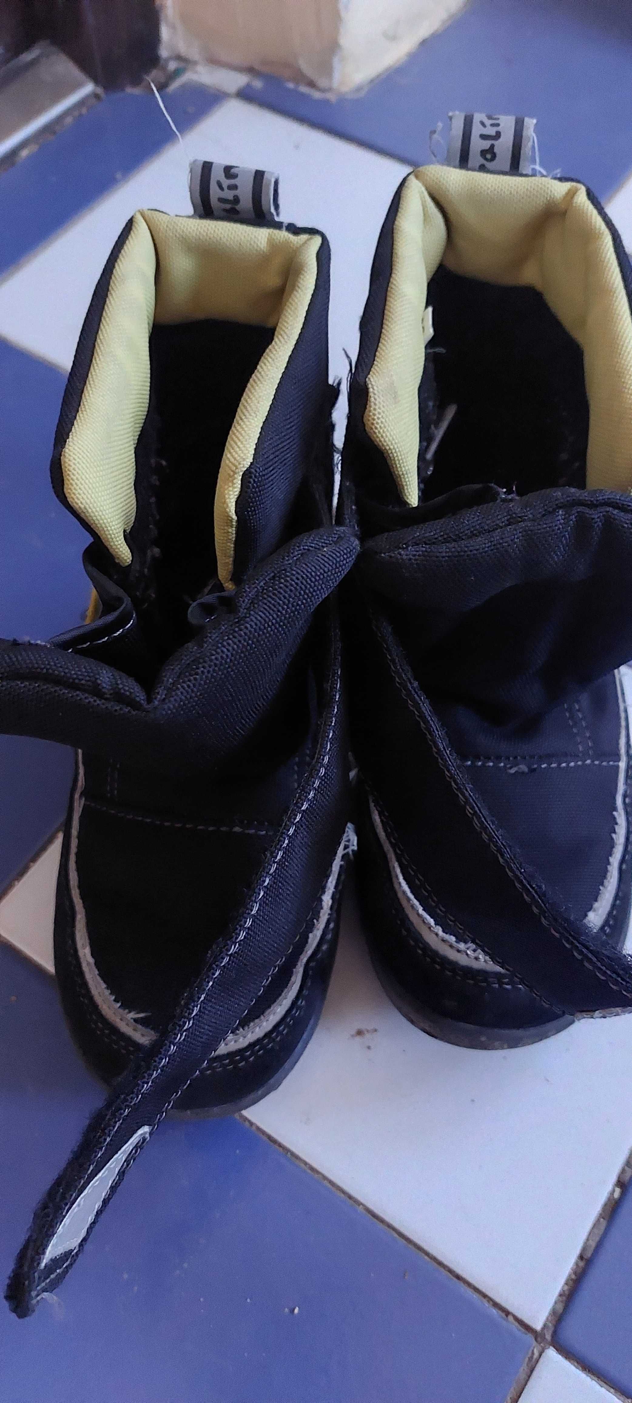 Buty zimowe rozmiar 30