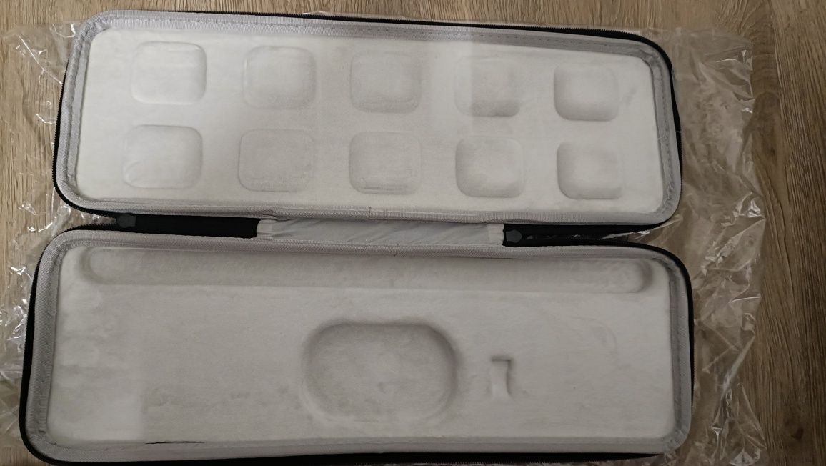 Keyboard container