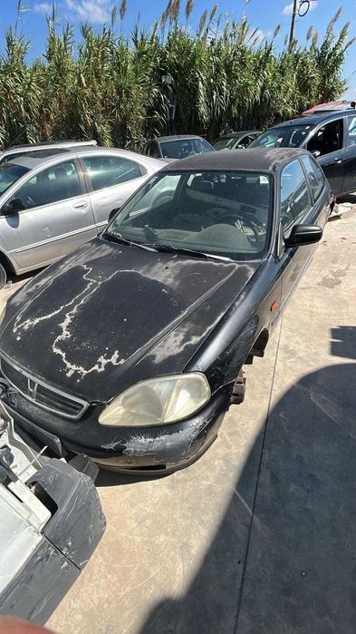 Honda Civic 3 portas 1999 para Peças
