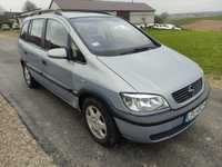 Opel Zafira opel Zafira a 1999 rok 1.8 B 7 osób hak