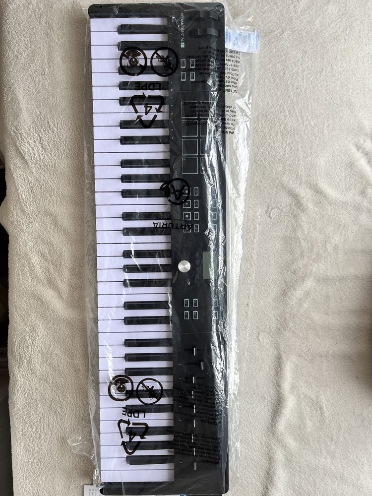 NOWA Klawiatura MIDI Arturia KeyLab Essential 61 mk3 - Poznań