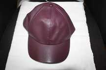 Boné bordeaux original e novo da marca H&M com marca tamanho M
