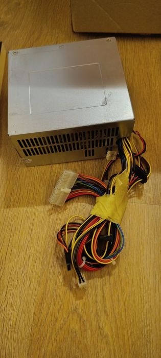 Zasilacz do komputera