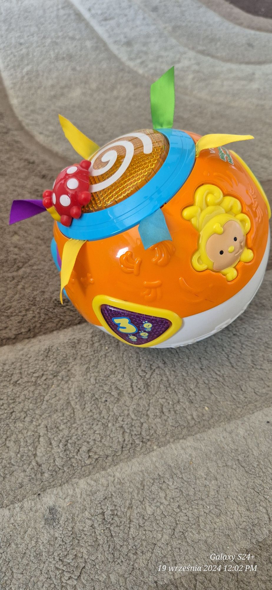 Migocząca hula - kula Vtech