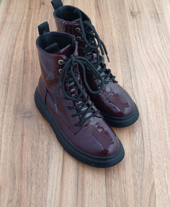 ZARA демі черевики лакові ботинки чоботи на дівчинку 32-33р