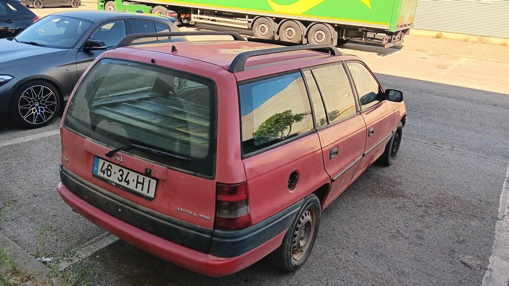 Opel astra 1.7 turbo diesel (motor isuzu) muito económica