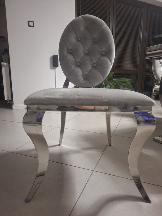 Komplet. Stół i krzesła glamour