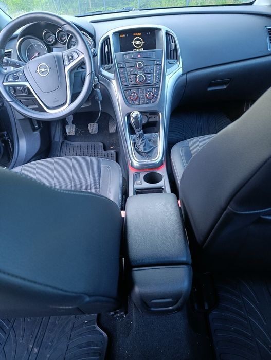 Sprzedam Opel Astra J