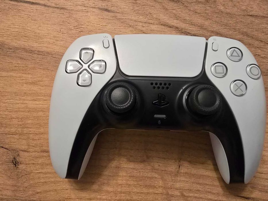 Pad DualSense PS5, Analogi TMR