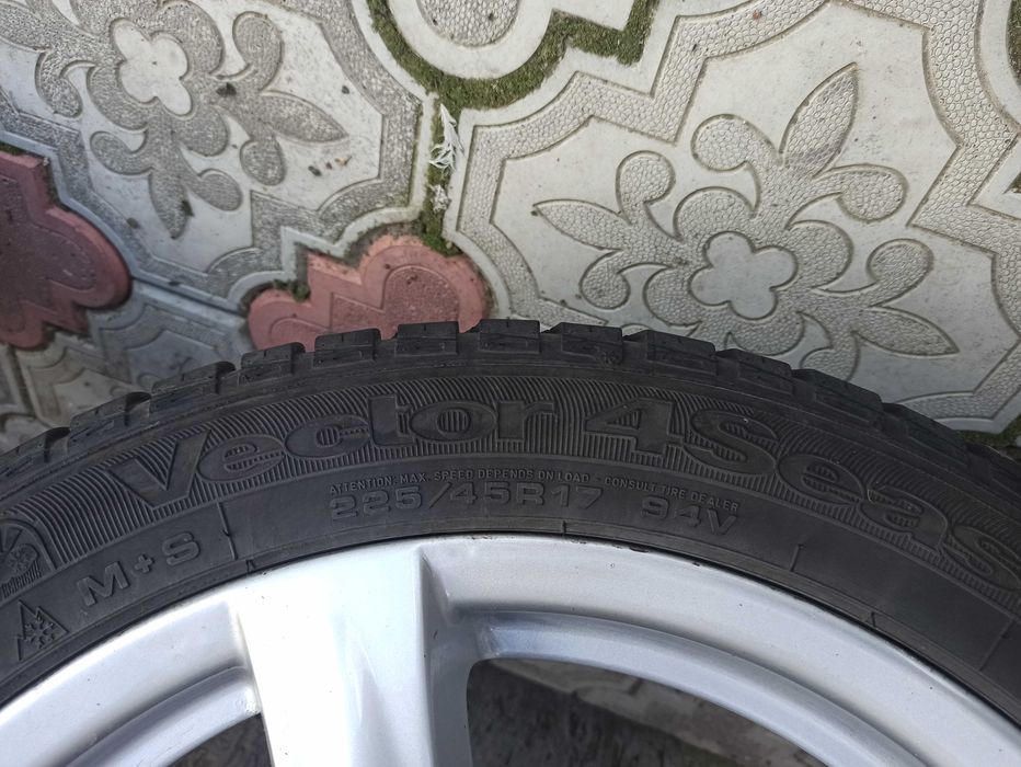 Диски з зимовою резиною Goodyear Vector 4Seasons 225 45 R17, 5*112