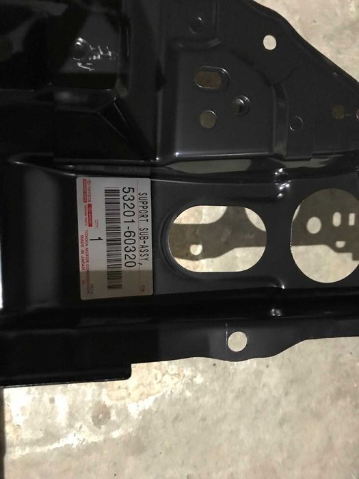 Передня панель (телевізор) Toyota Land Cruiser Prado 150 2017-