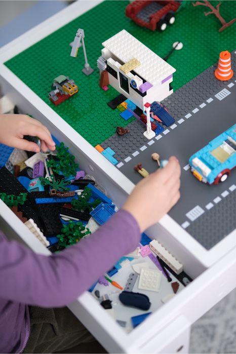 Розвиваючий дитячий столик ЛЕГО Lego пісочниця меблі конструктор
