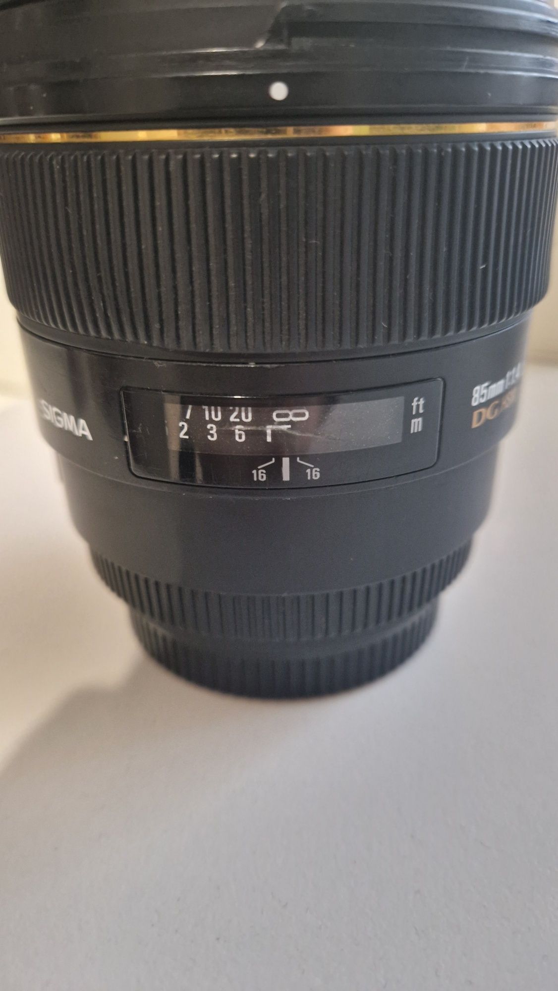 Sigma 85 mm 1.4 Canon