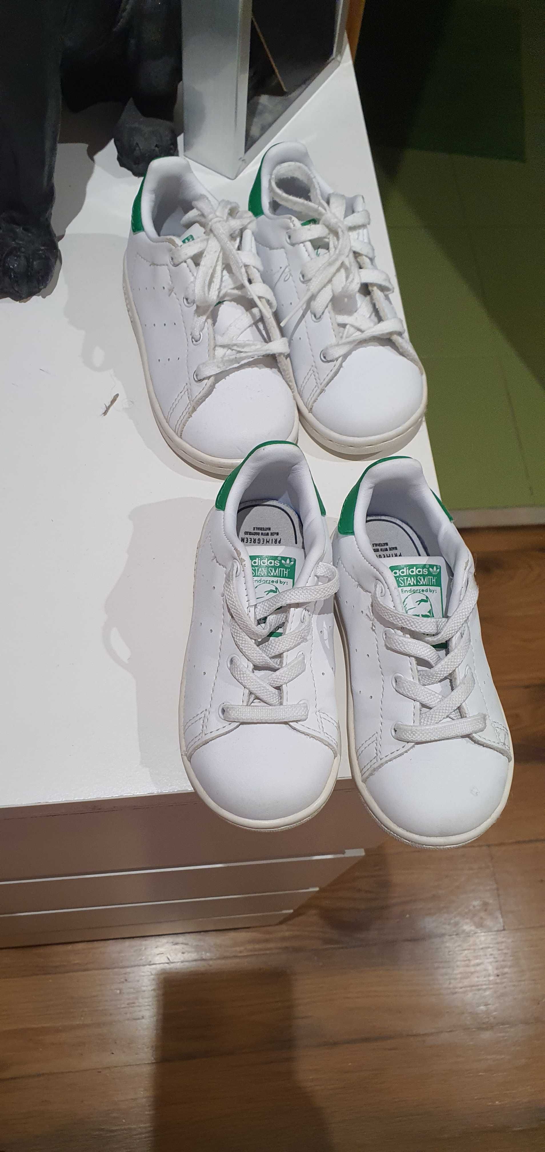 Adidas nike duck cada 25€a30€