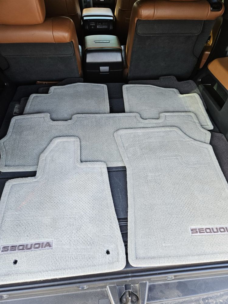Коврики Toyota Sequoia