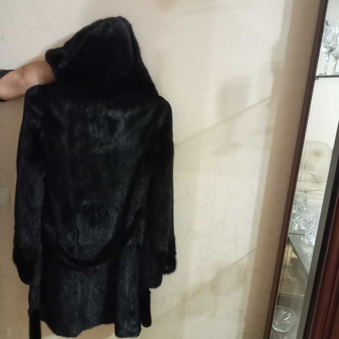 Норковая женская шуба  44 р