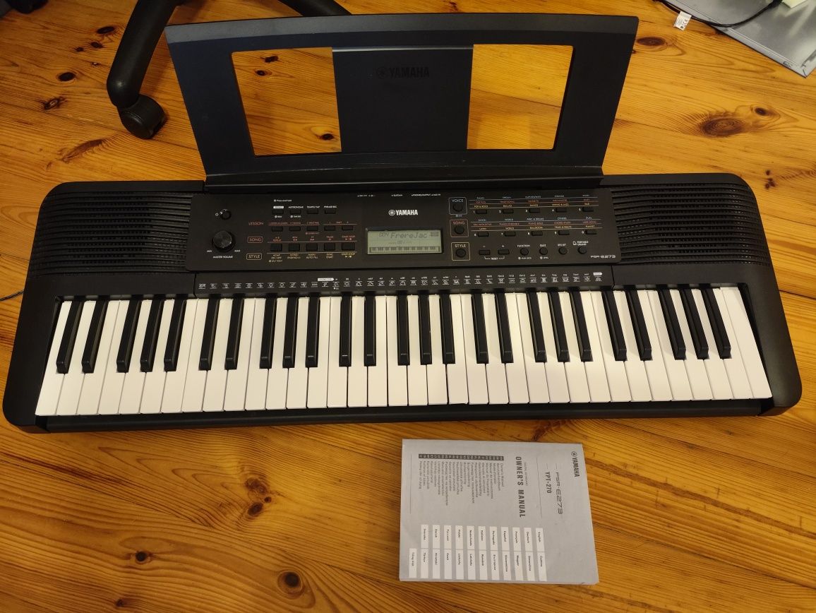 Sprzedam keyboard Yamaha PSR E273