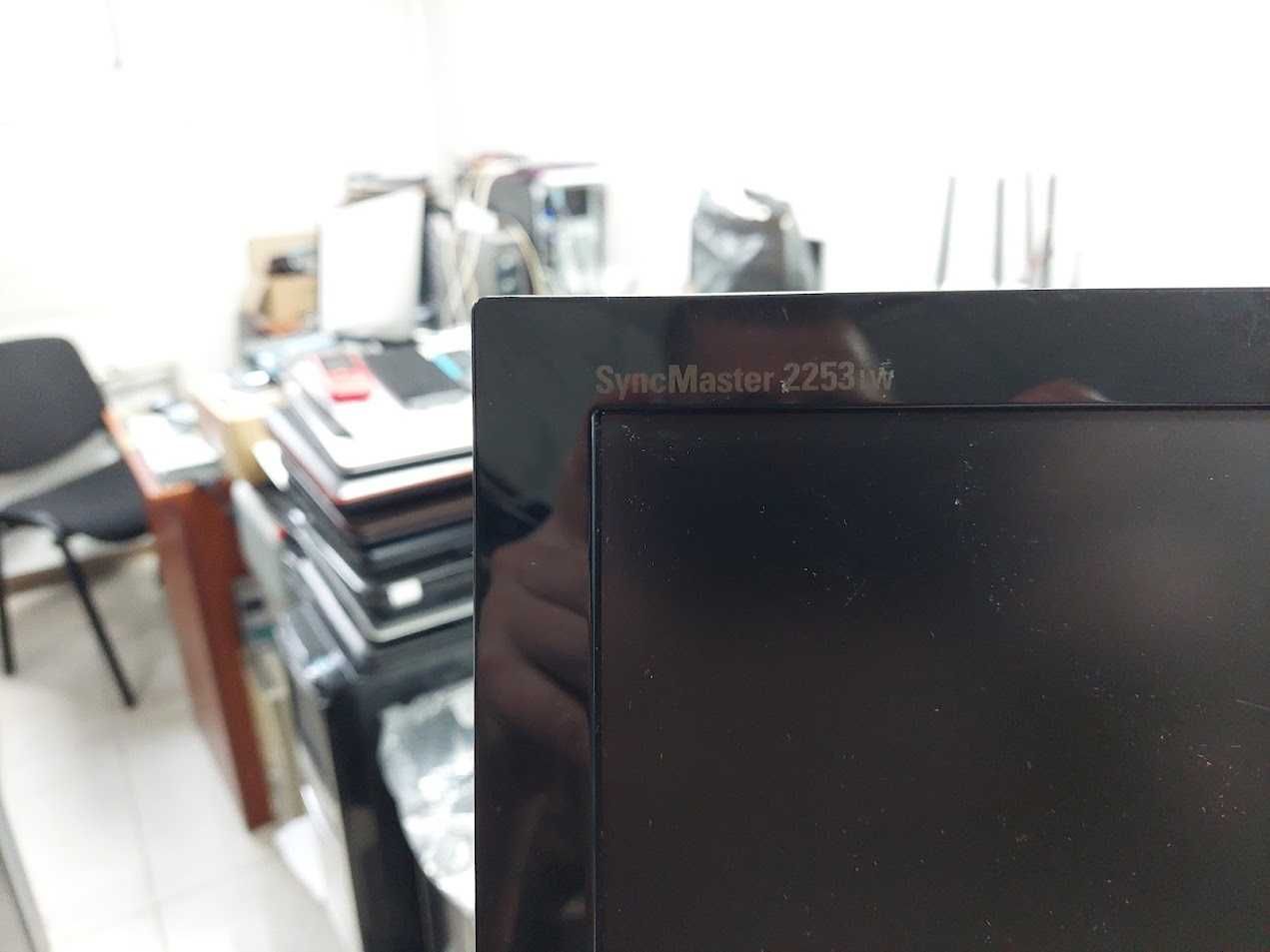 Монітор 22   Samsung 2253LW