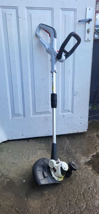 Podkaszarka akumulatorowa do trawy NAC, model TB18-B-15-S