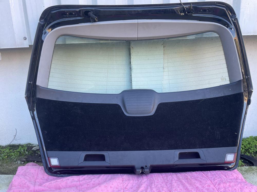 Mercedes W204 - porta traseira completa