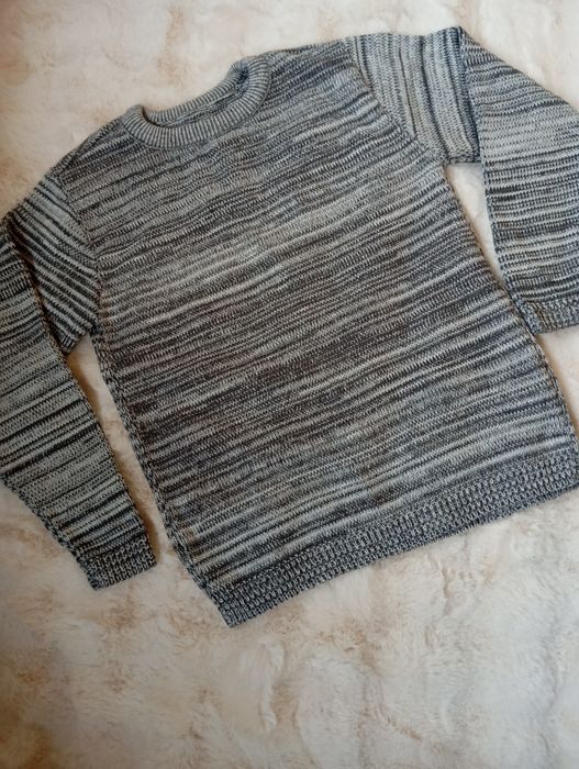 Продам новий дитячий светр 158-164