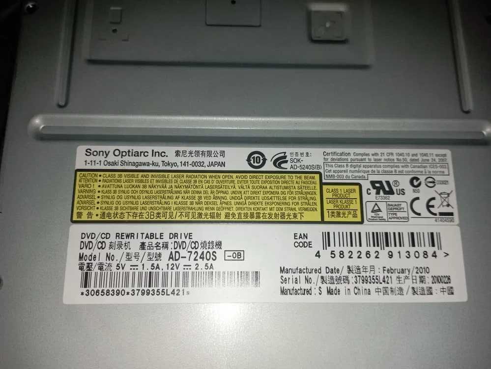 Дисковод DVD-ROM Sony Optiarc AD-7240S ідеальний стан + 2 двд додатк