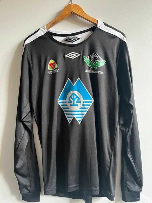 Czarny longsleeve piłkarski