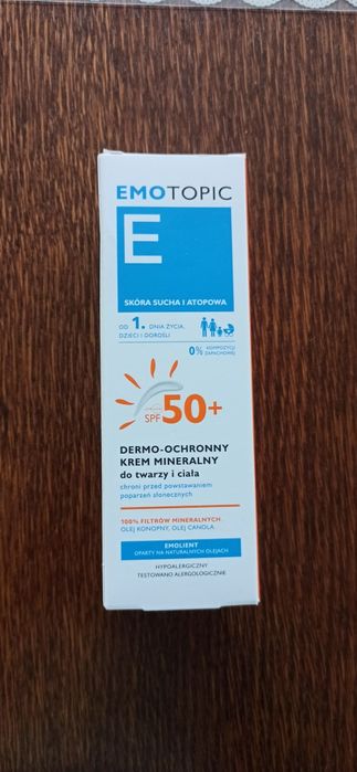 Dermo-ochronny krem mineralny SPF 50 Emotopic nowy