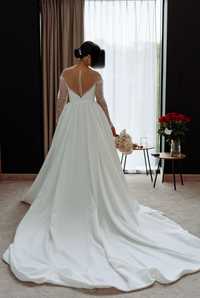 Suknia Ślubna Milla Nova zakupiona w salonie La Lila Olsztyn w 2023 r.
