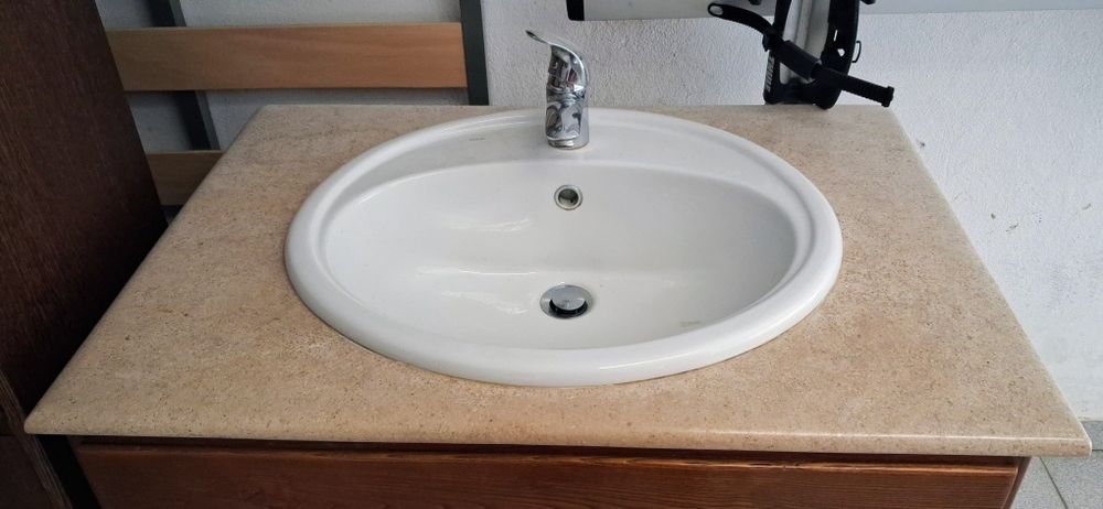 Móvel de casa de banho