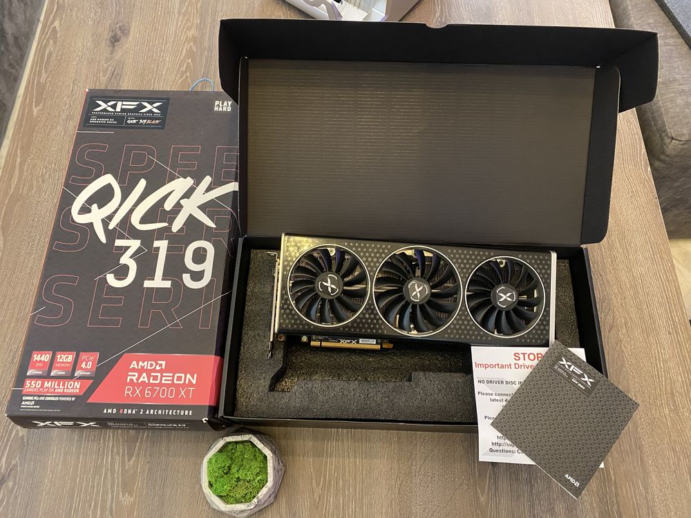 Відеокарта AMD RADEON RX6700XT XFX