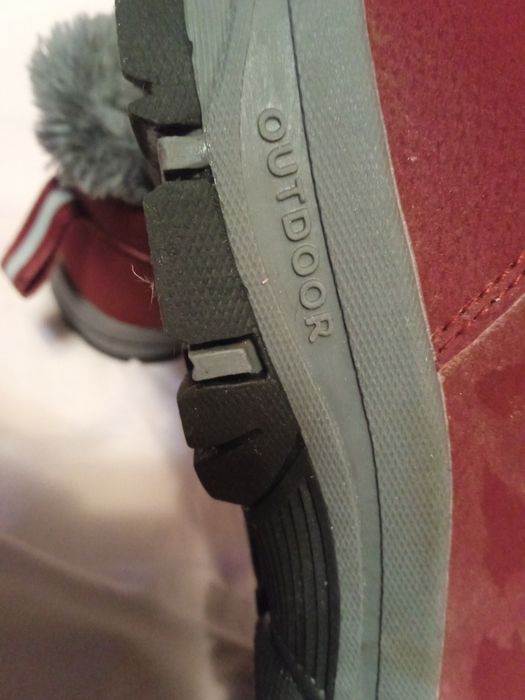 Жіночі  зимові  чоботи  черевики