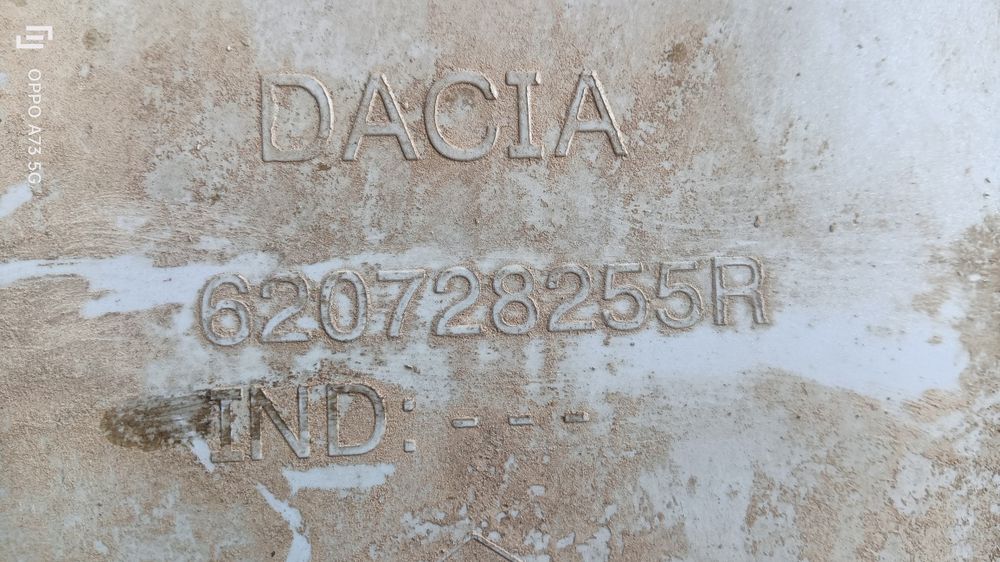 Avental de parachoques Dacia Duster 2013