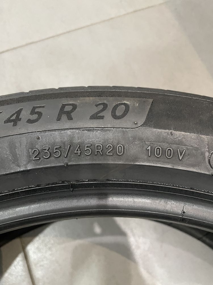 235/45 R20 Michelin Primacy 4