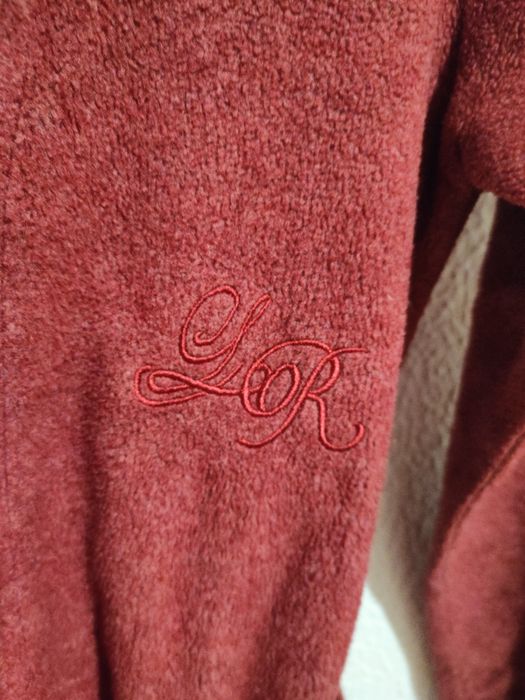 Roupão com pormenor , medida s