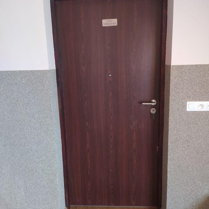 Pilnie sprzedam Drzwi 90 nowe ,duża ilość