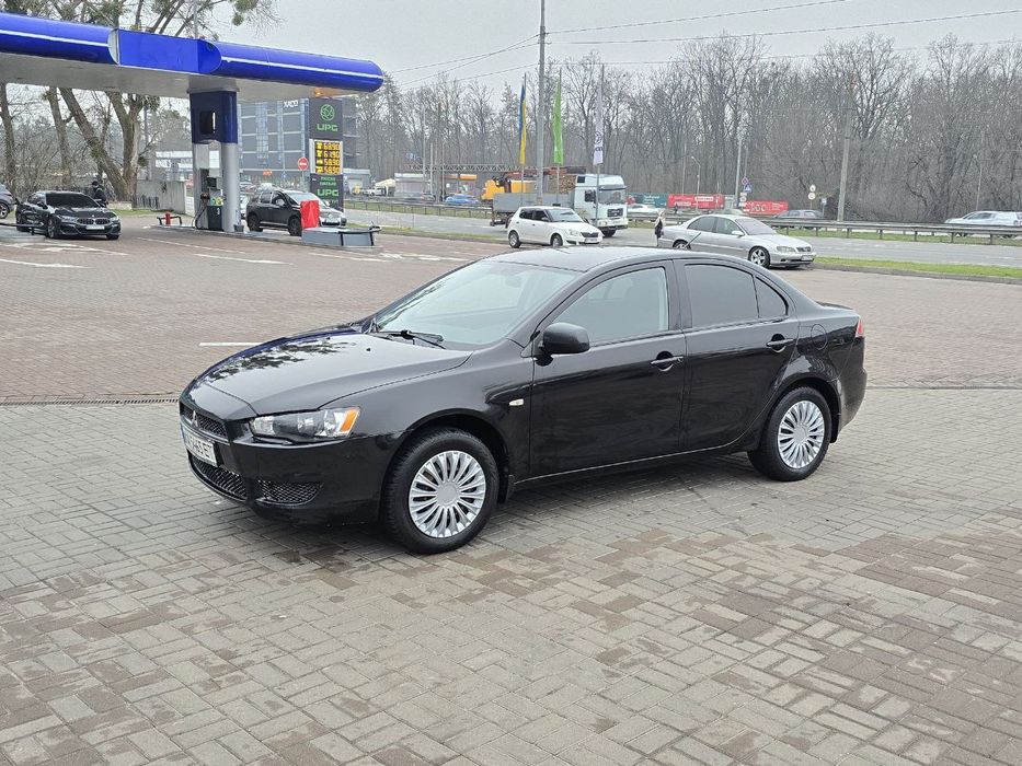Mitsubishi Lancer 10 X 2012г в отличном состоянии