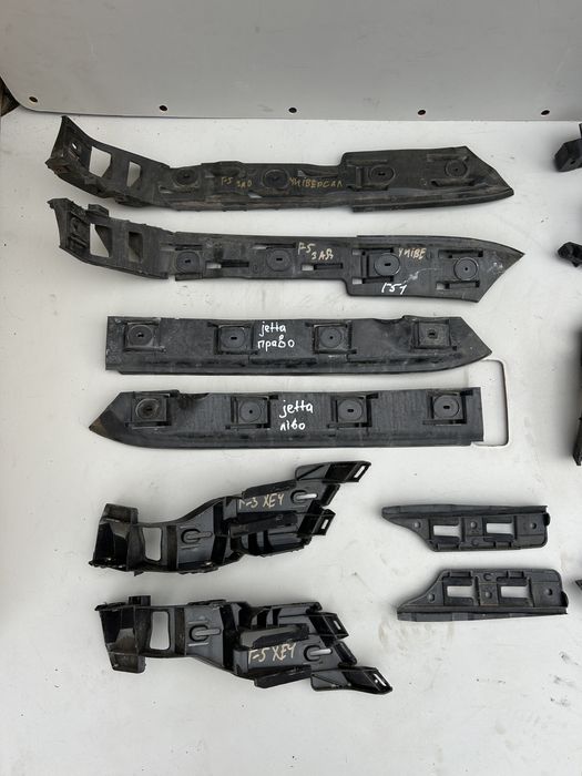 Кріплення бампера VW Golf 5 Jetta 5 Golf 5 + Plus гольф плюс Passat B6